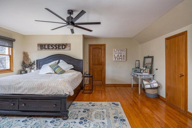 917 WINDWARD COURT, Oshkosh, WI 54901