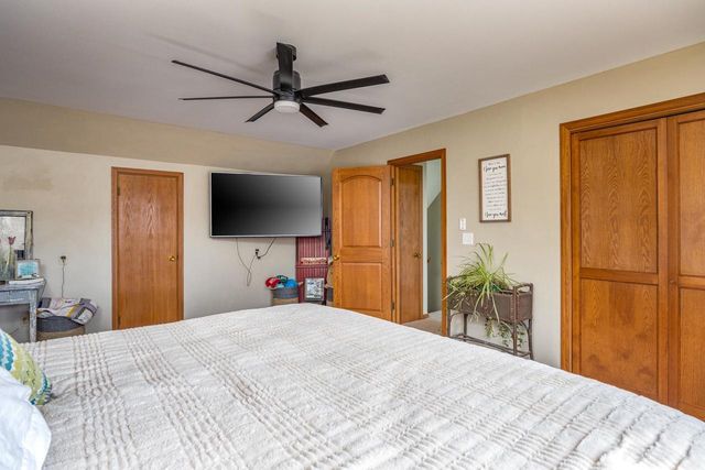 917 WINDWARD COURT, Oshkosh, WI 54901