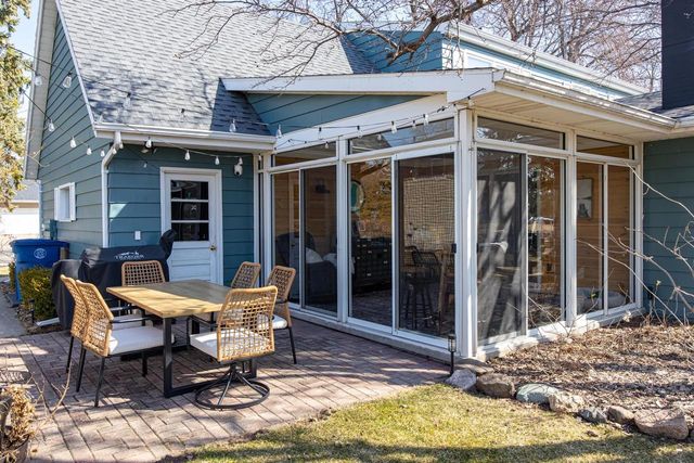 917 WINDWARD COURT, Oshkosh, WI 54901