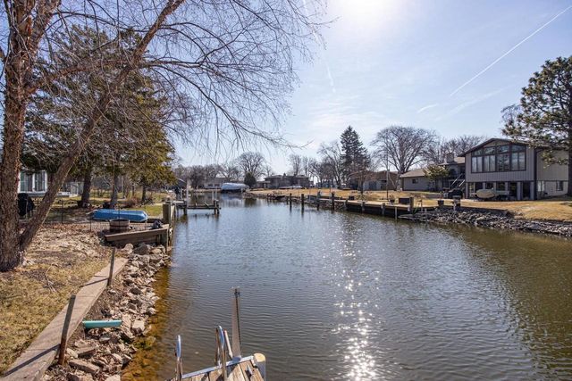 917 WINDWARD COURT, Oshkosh, WI 54901