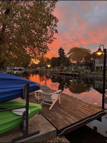 917 WINDWARD COURT, Oshkosh, WI 54901