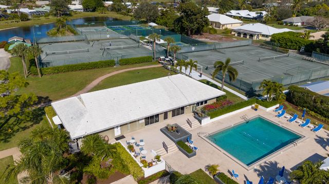 2918 SE Fairway 13, Stuart, FL 34997