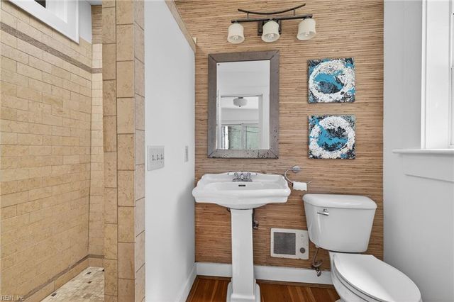 919 Graydon AVE, Norfolk, VA 23507