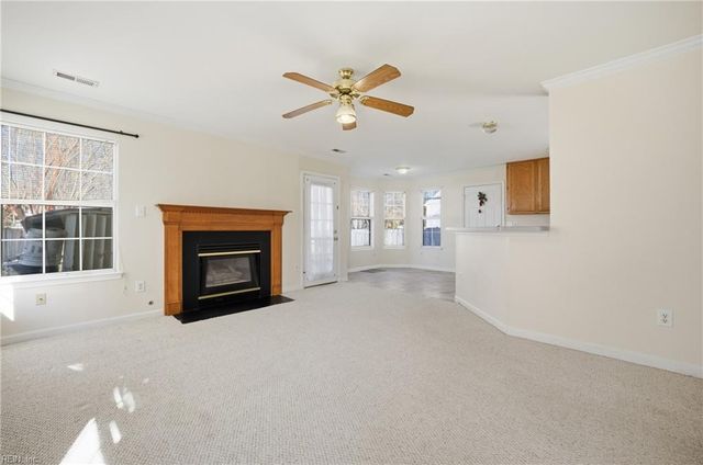 957 Willbrook RD, Newport News, VA 23602