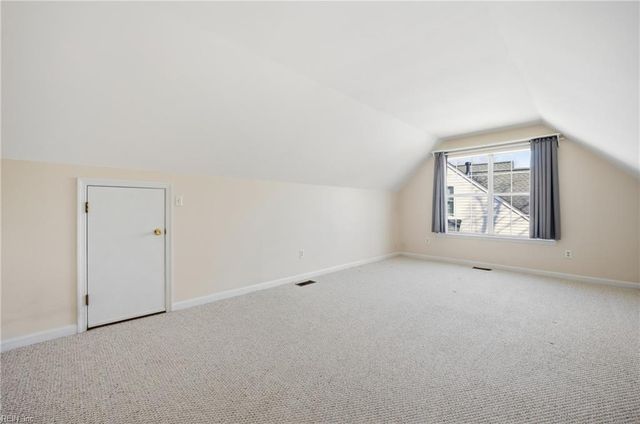 957 Willbrook RD, Newport News, VA 23602