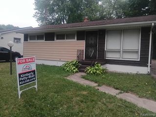 1913 Whittlesey Street, Flint, MI 48503