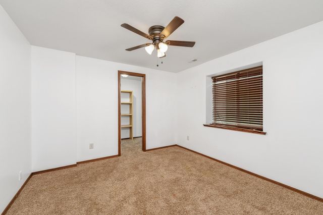 5334 N Rock Spring St, Bel Aire, KS 67226