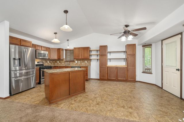 5334 N Rock Spring St, Bel Aire, KS 67226