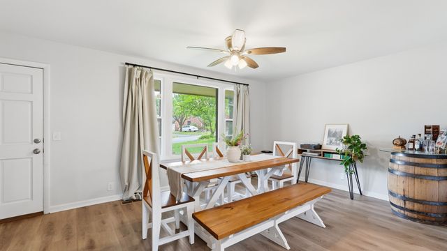 3731 Valley Ridge Dr, Nashville, TN 37211