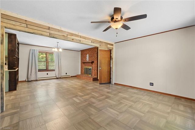 3622 Lower Lake Road, Thomasville, NC 27360