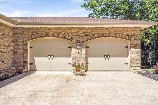 33180 W 95th Street, De Soto, KS 66018