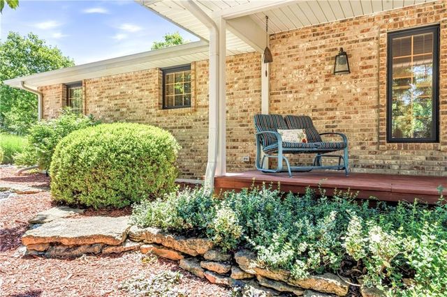 33180 W 95th Street, De Soto, KS 66018