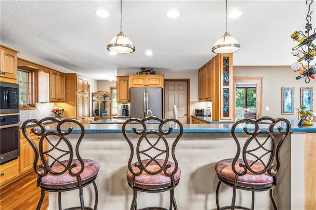 33180 W 95th Street, De Soto, KS 66018