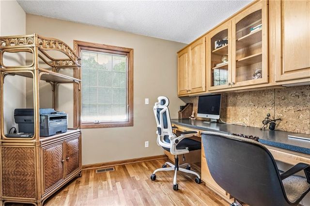 33180 W 95th Street, De Soto, KS 66018