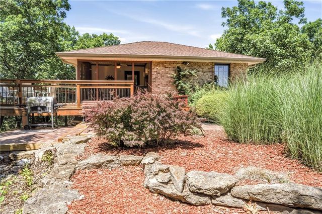 33180 W 95th Street, De Soto, KS 66018
