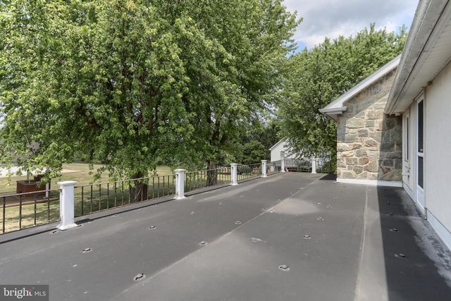 451 S RACE ST, Myerstown, PA 17067