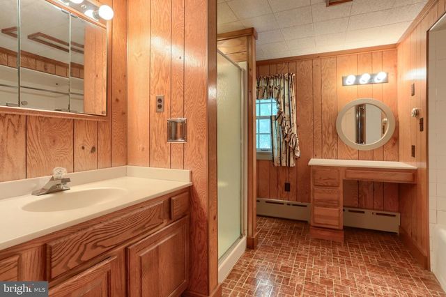 451 S RACE ST, Myerstown, PA 17067