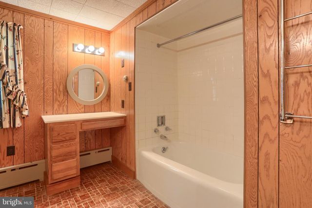 451 S RACE ST, Myerstown, PA 17067