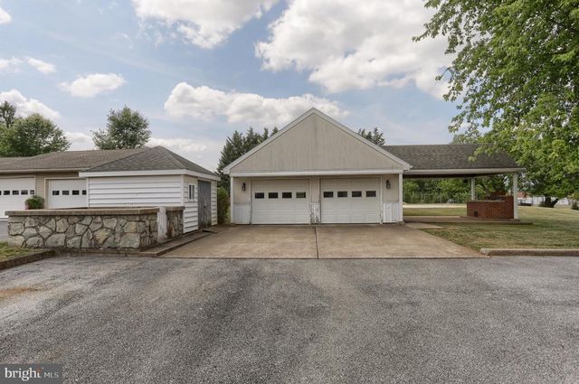 451 S RACE ST, Myerstown, PA 17067