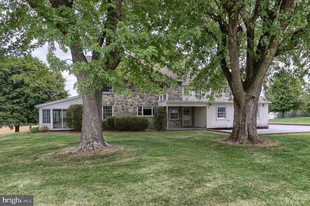 451 S RACE ST, Myerstown, PA 17067