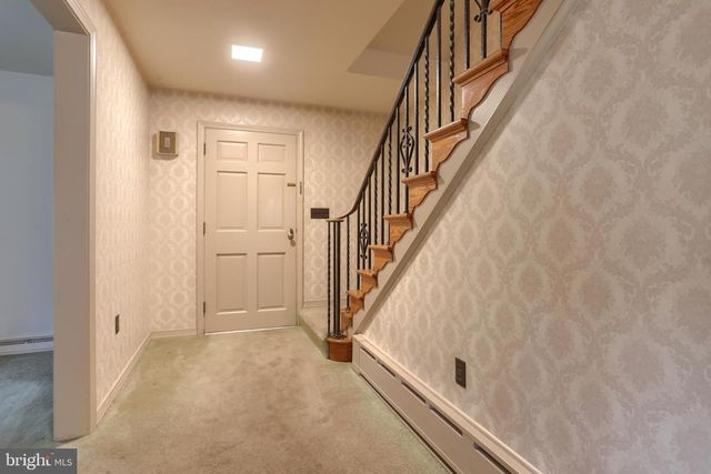 451 S RACE ST, Myerstown, PA 17067