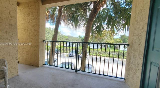 927 Riverside Drive 324, Coral Springs, FL 33071