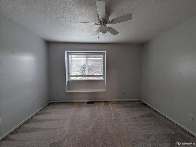 33445 Bay Hill Drive, Romulus, MI 48174