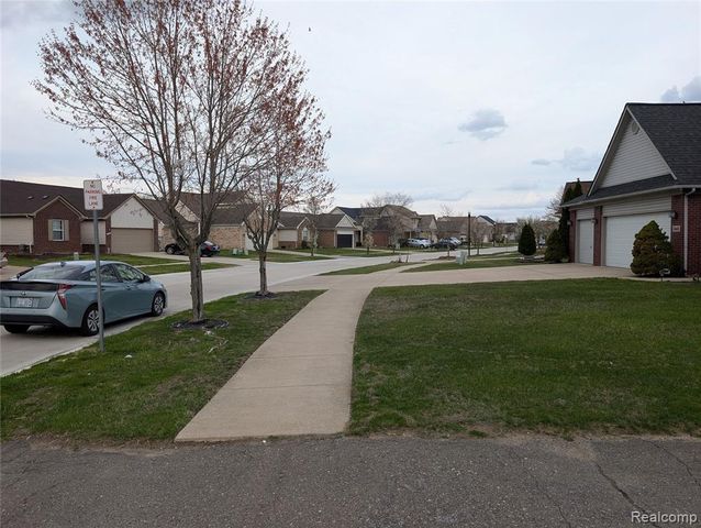 33445 Bay Hill Drive, Romulus, MI 48174