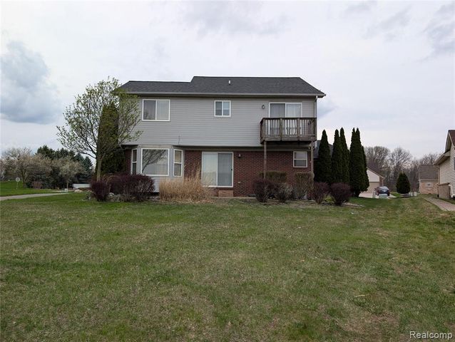 33445 Bay Hill Drive, Romulus, MI 48174