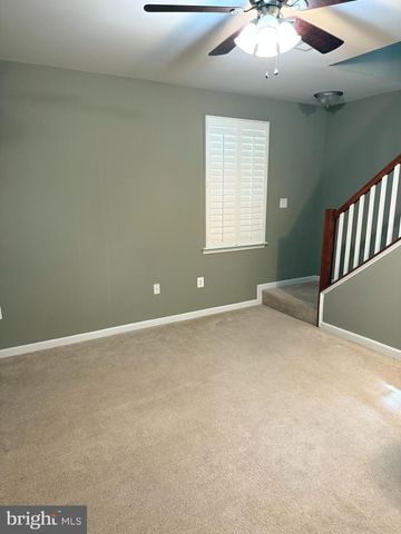 12 DERBY DR, La Plata, MD 20646