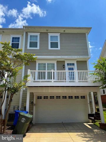 12 DERBY DR, La Plata, MD 20646