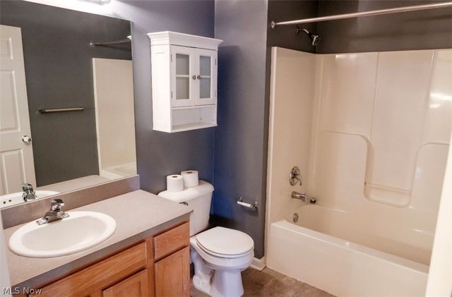 2025 Foxglove Lane, Broadview Heights, OH 44147