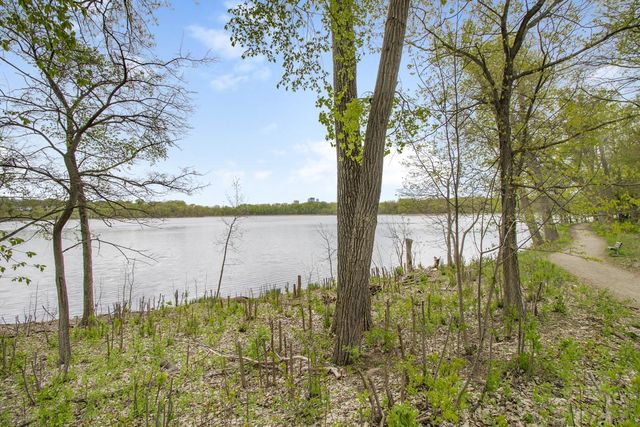 2036 Cedar Lake Parkway, Minneapolis, MN 55416