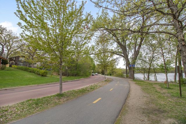 2036 Cedar Lake Parkway, Minneapolis, MN 55416