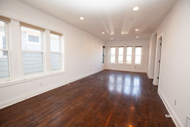 6828 30th Place, Berwyn, IL 60402