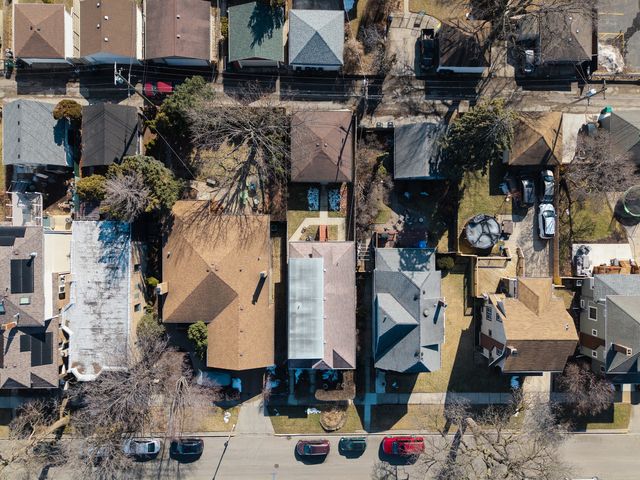 6828 30th Place, Berwyn, IL 60402