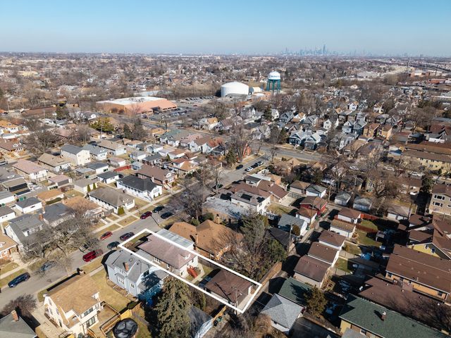 6828 30th Place, Berwyn, IL 60402