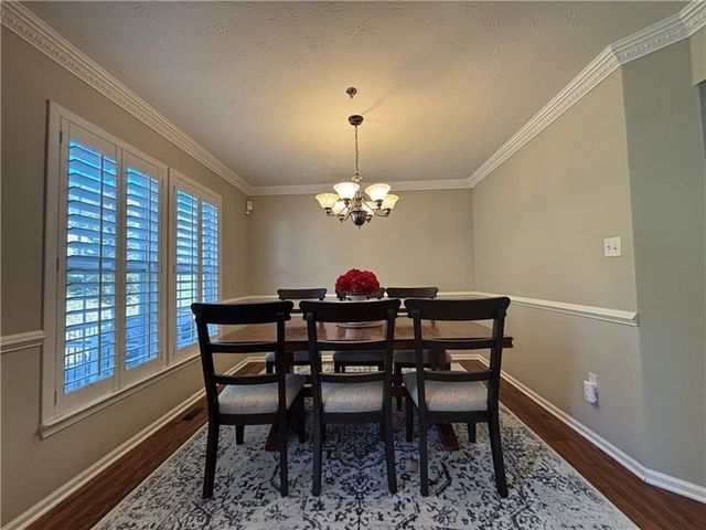 2006 Overlook Ct, North Strabane, PA 15317