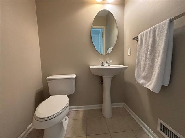 2006 Overlook Ct, North Strabane, PA 15317