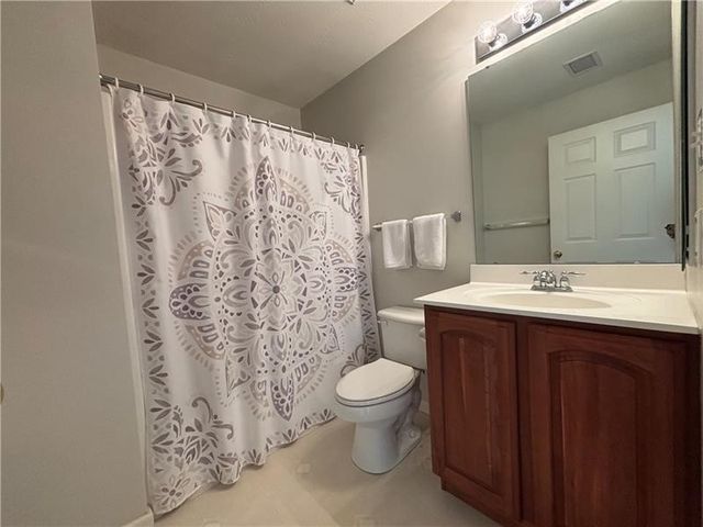 2006 Overlook Ct, North Strabane, PA 15317