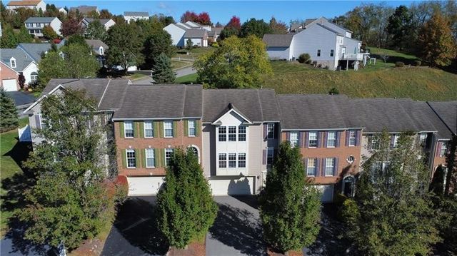 2006 Overlook Ct, North Strabane, PA 15317