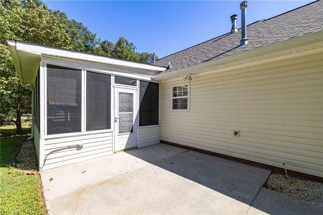 429 Hidden Creek Road, Winston-salem, NC 27127