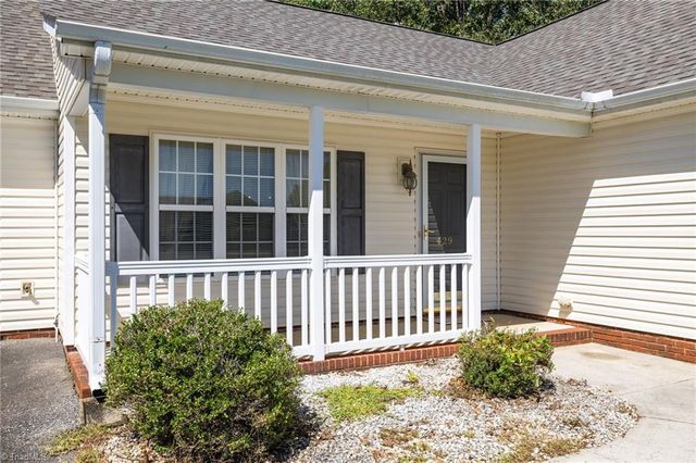 429 Hidden Creek Road, Winston-salem, NC 27127