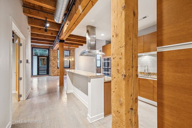 154 W Hubbard Street 404, Chicago, IL 60654