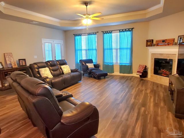 820 Oak Alley, Pensacola, FL 32506