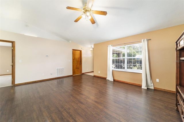 11570 SE 84TH AVENUE, Belleview, FL 34420