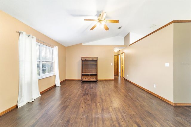 11570 SE 84TH AVENUE, Belleview, FL 34420
