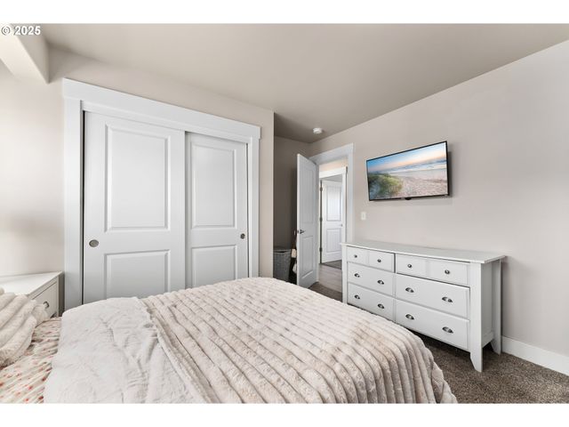 300 BRADY Ln, Roseburg, OR 97471