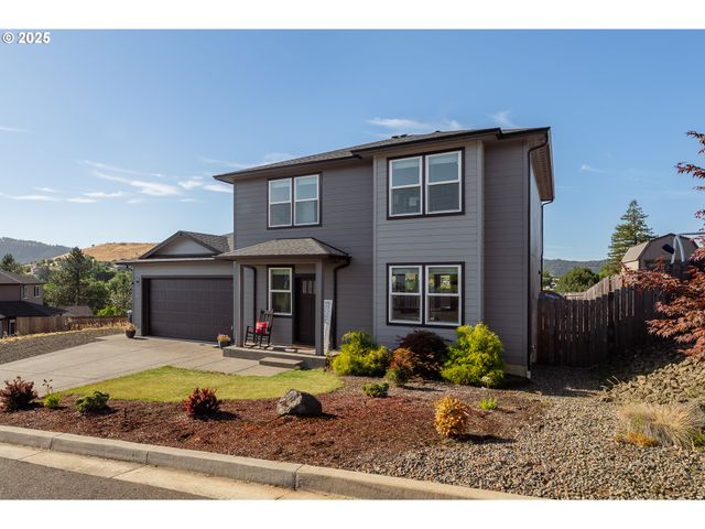 300 BRADY Ln, Roseburg, OR 97471