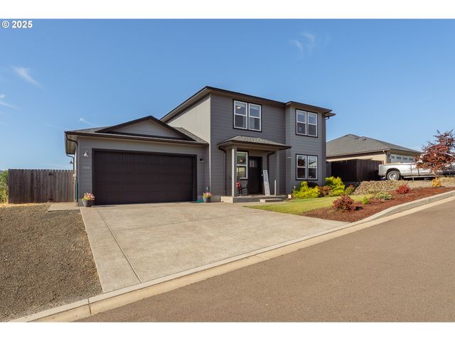 300 BRADY Ln, Roseburg, OR 97471